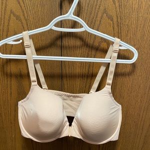 Torrid 40D front clasp t shirt bra